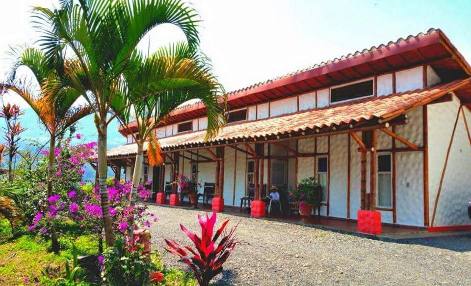 Hotel El Ganadero Эль-Тоталь Экстерьер фото