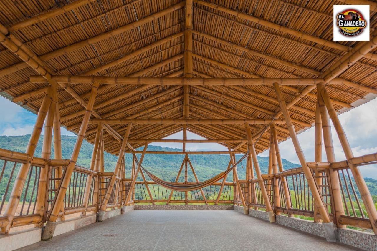 Hotel El Ganadero Эль-Тоталь Экстерьер фото